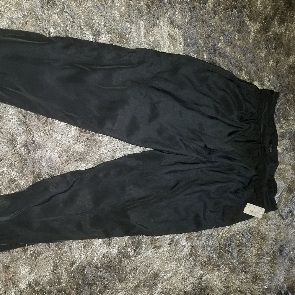 NWT!  Womens size M Jessica Simpson pants.